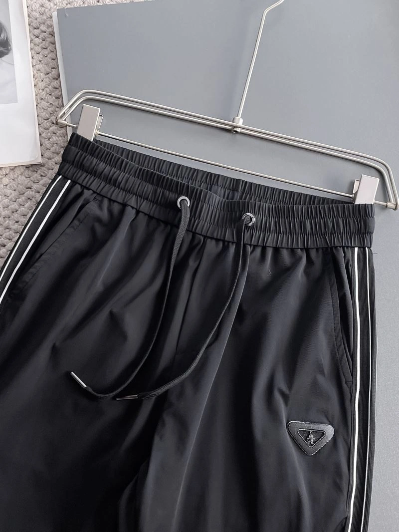 Trendsetting Prada Long Pants 169533
