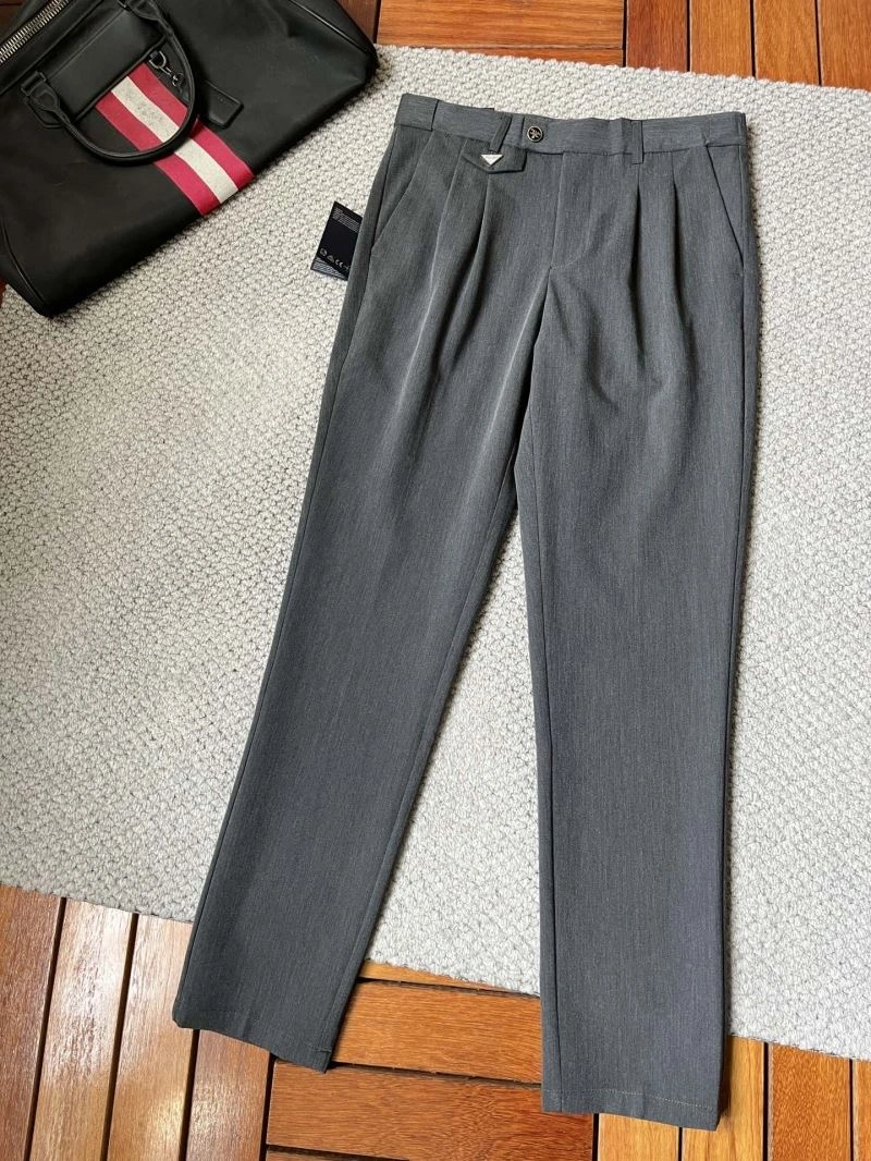WellDesigned Prada Long Pants 169522