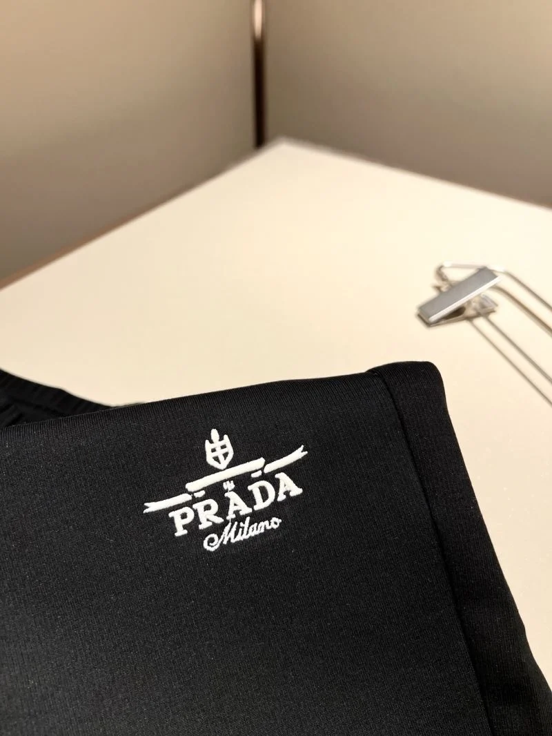 Sleek Prada Long Pants 167564