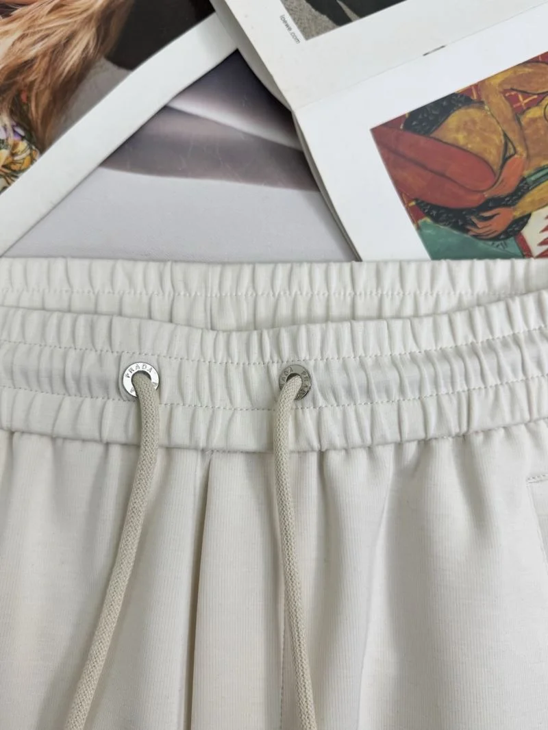 Trendsetting Prada Long Pants 167545