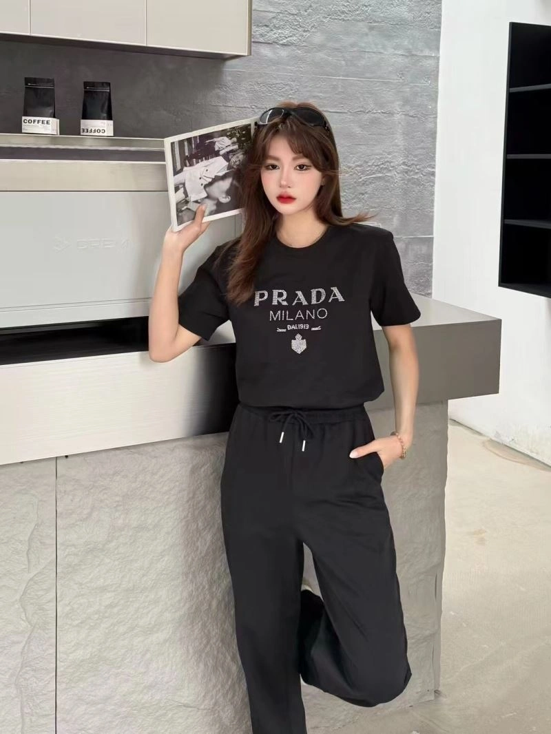Original Prada Long Suits 171438