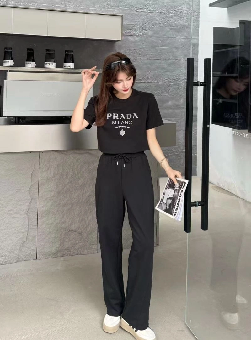 Original Prada Long Suits 171438