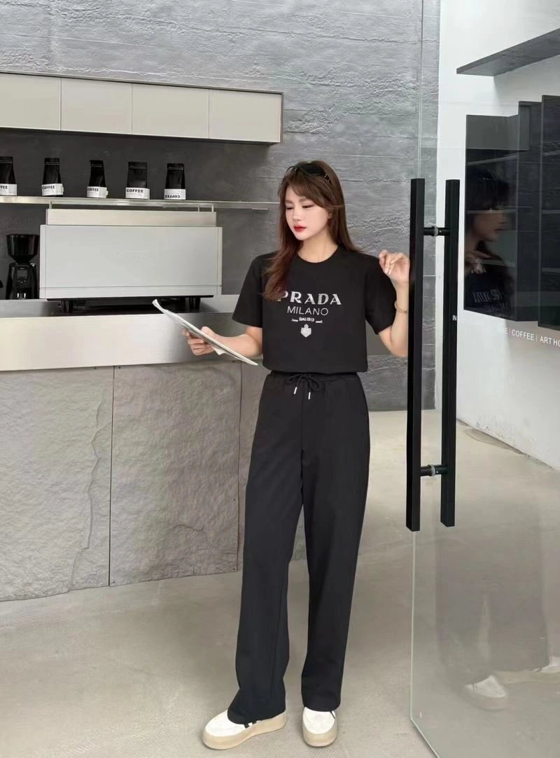 Original Prada Long Suits 171438