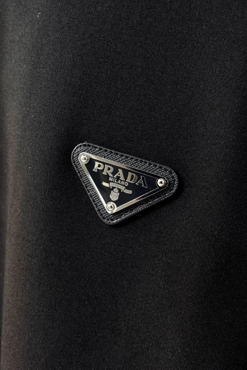 Cozy Prada Long Suits 171715