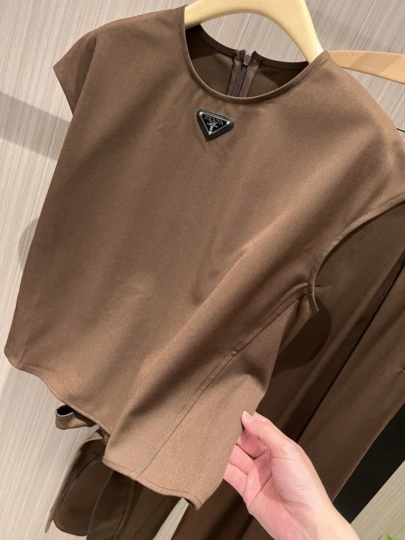 StreetReady Prada Long Suits 165914