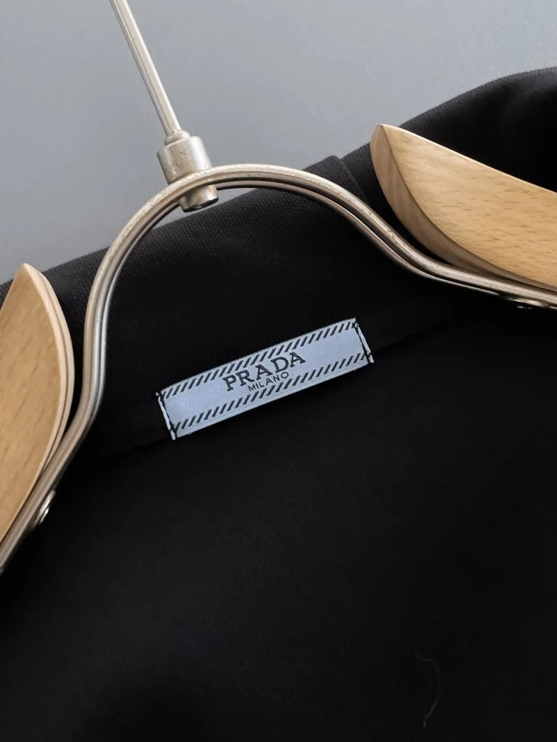 Chic Prada Long Suits 167423
