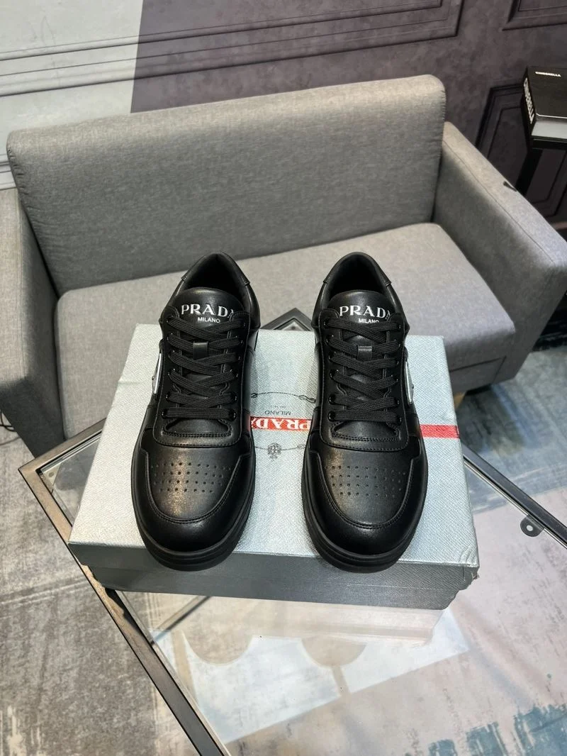 Prada Low Shoes Reliable 33966