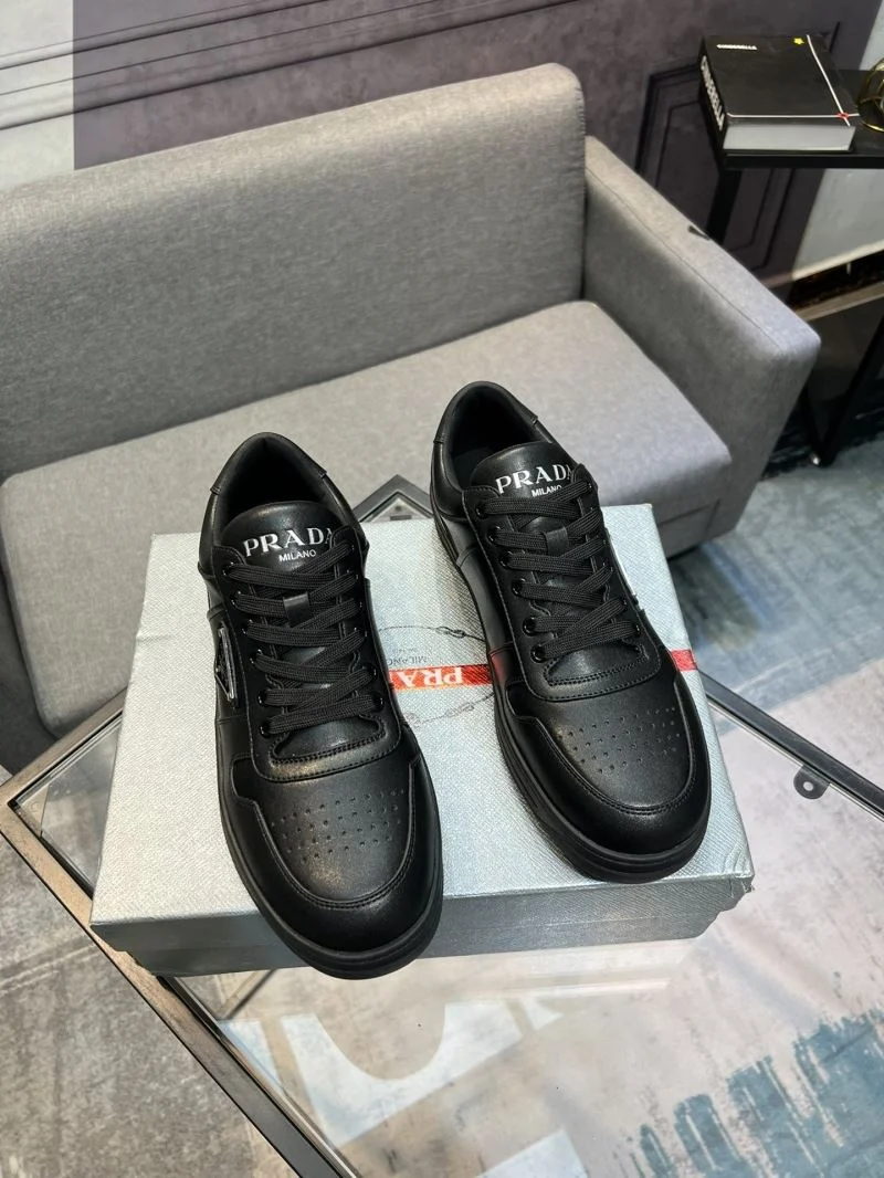 Prada Low Shoes Reliable 33966