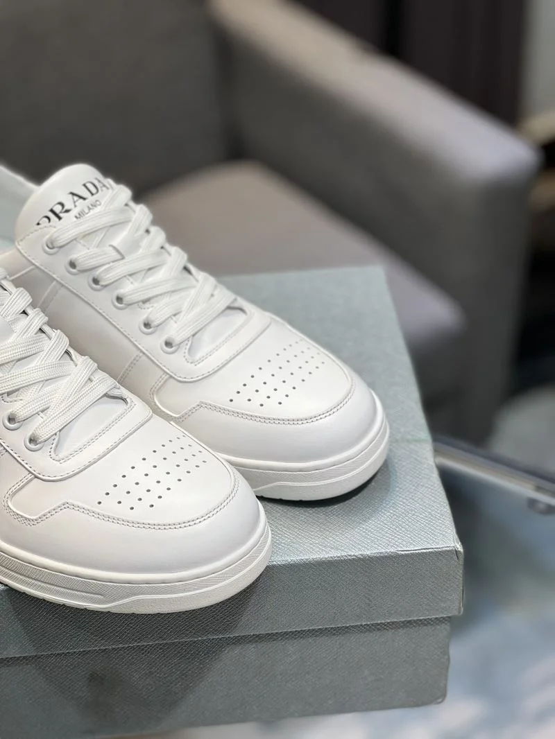 Prada Low Shoes ZeroBulk 33965