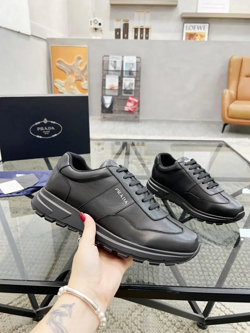 Breathable Prada Low Shoes 33967