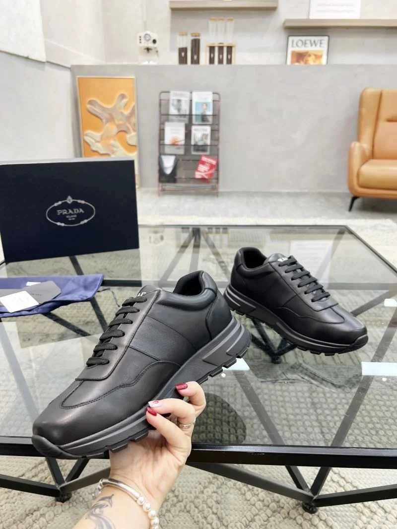 Breathable Prada Low Shoes 33967