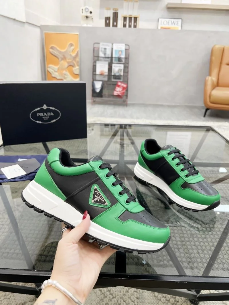Prada Low Shoes Casual 33949