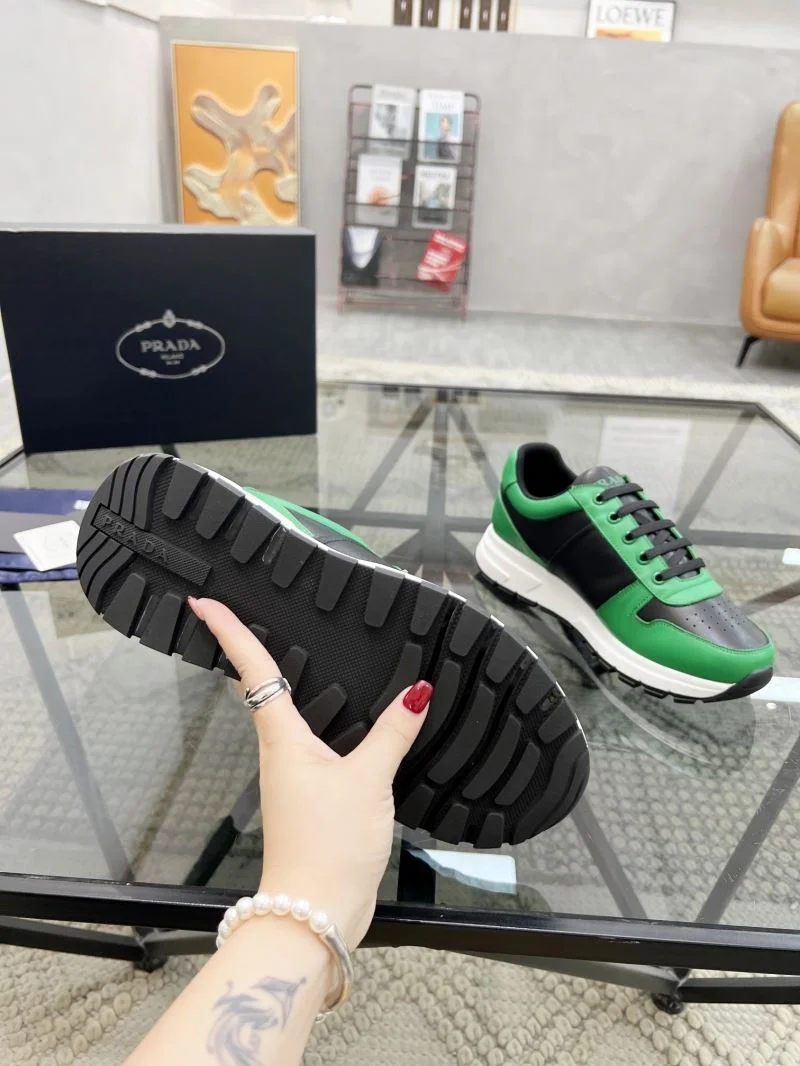 Prada Low Shoes Casual 33949