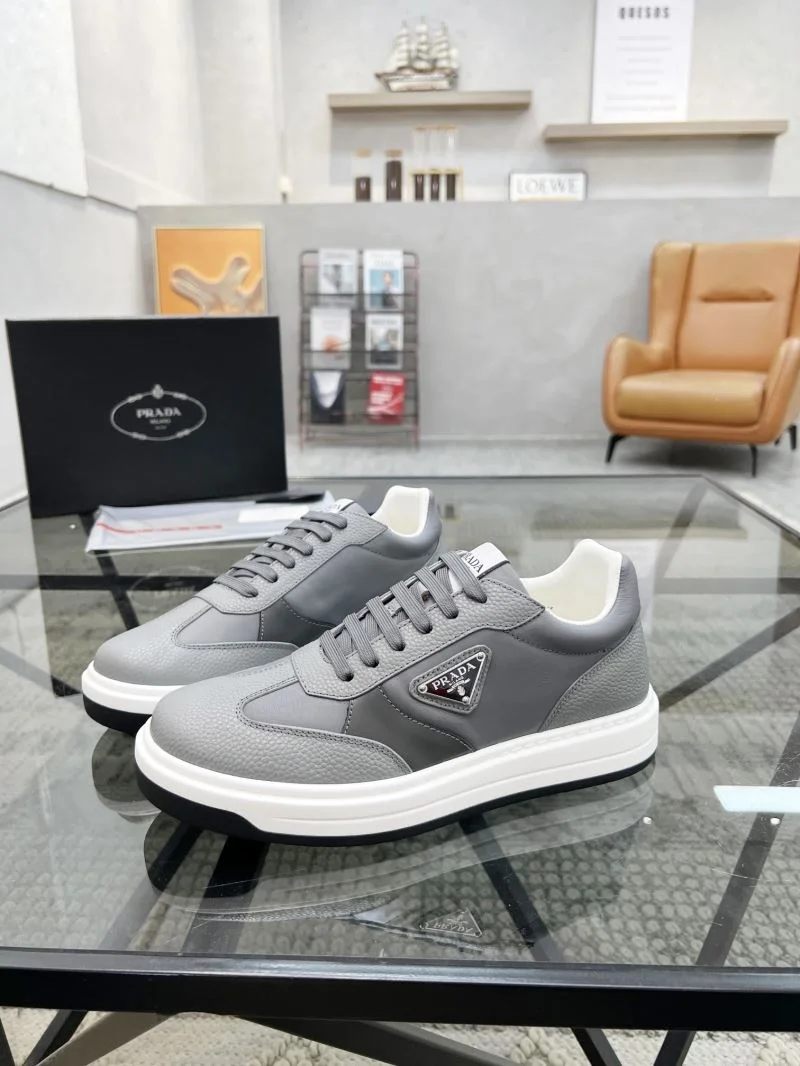 Prada Low Shoes ModernLook 33979