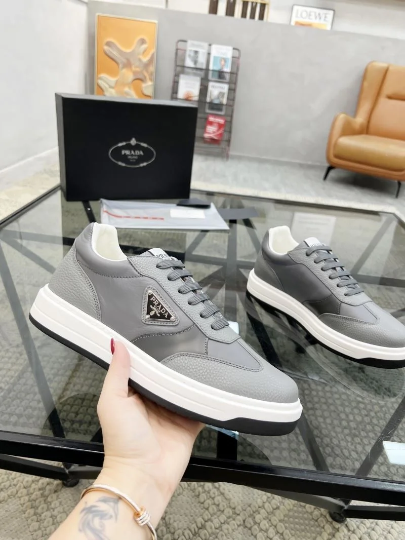 Prada Low Shoes ModernLook 33979