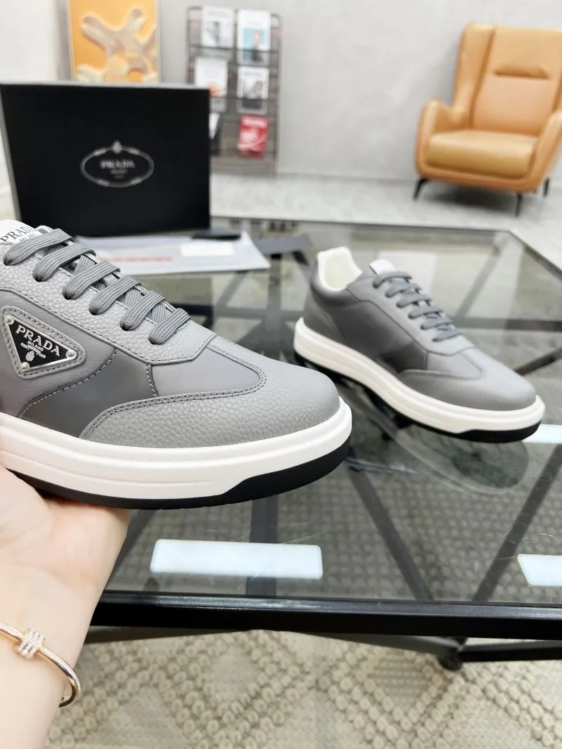 Prada Low Shoes ModernLook 33979