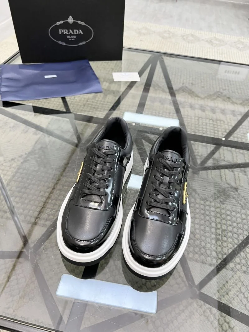 Bold Prada Low Shoes 33964