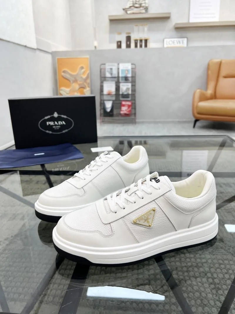Prada Low Shoes WrinkleFree 33973