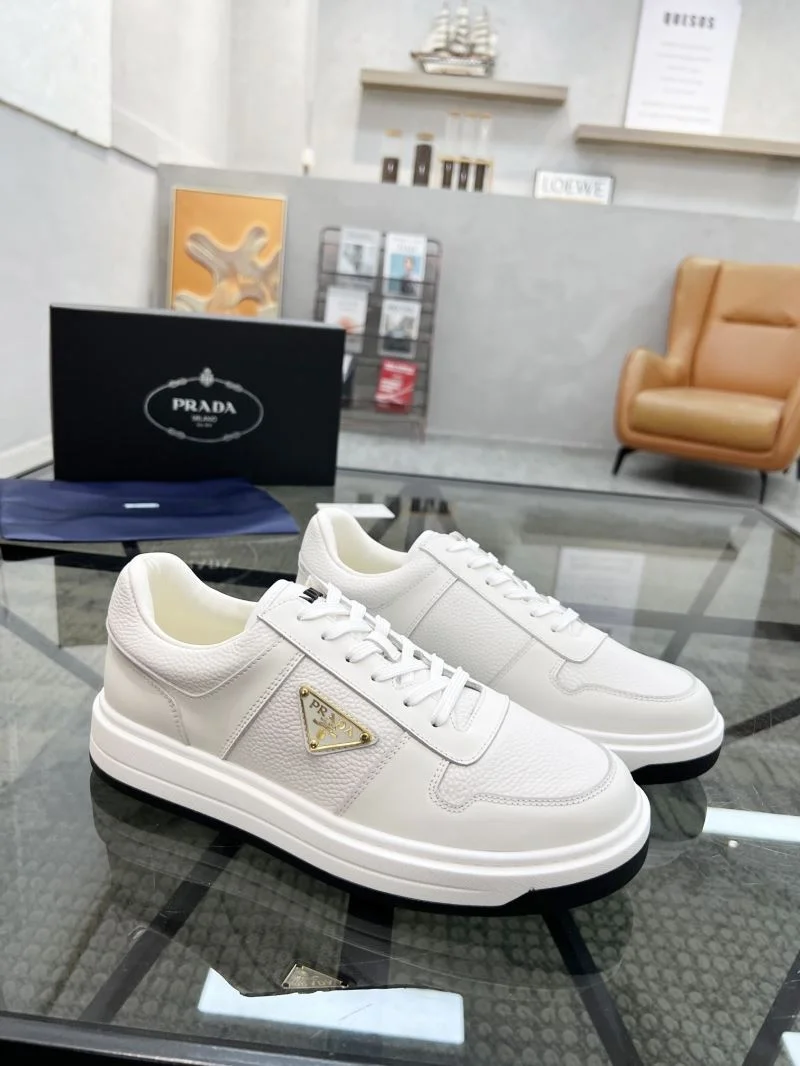 Prada Low Shoes WrinkleFree 33973