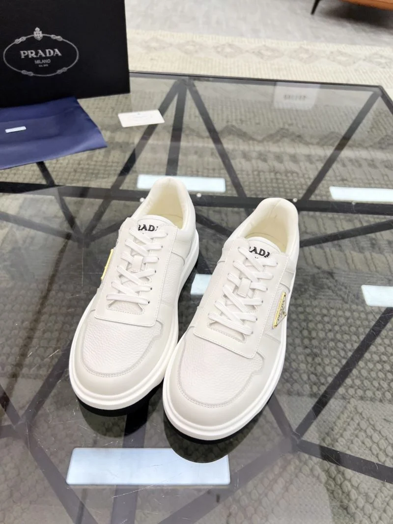 Prada Low Shoes WrinkleFree 33973