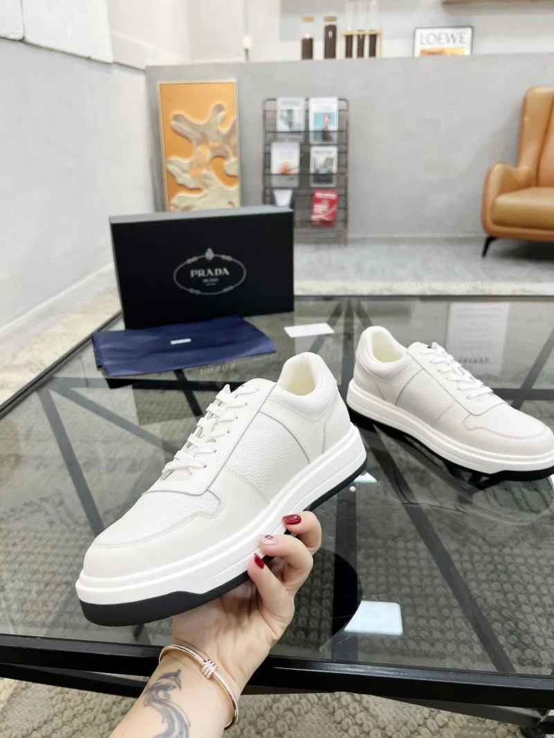 Prada Low Shoes WrinkleFree 33973
