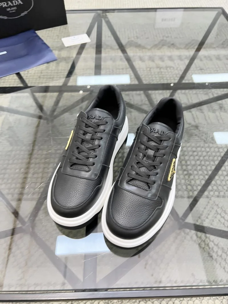 Prada Low Shoes DailyWear 33961