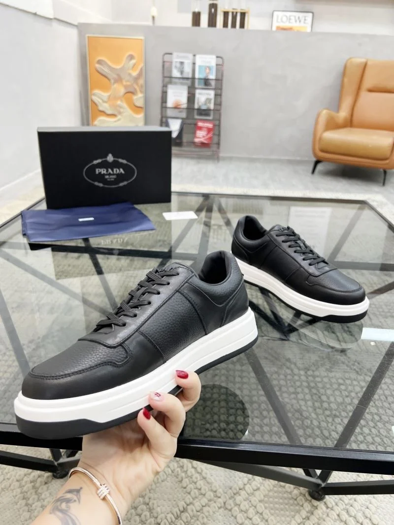 Prada Low Shoes DailyWear 33961