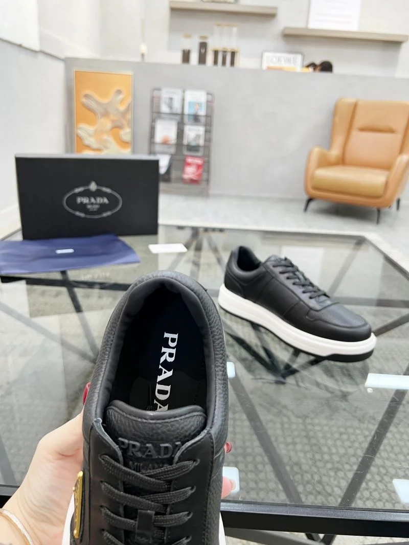 Prada Low Shoes DailyWear 33961