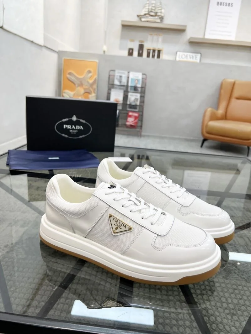 Neat Prada Low Shoes 33980