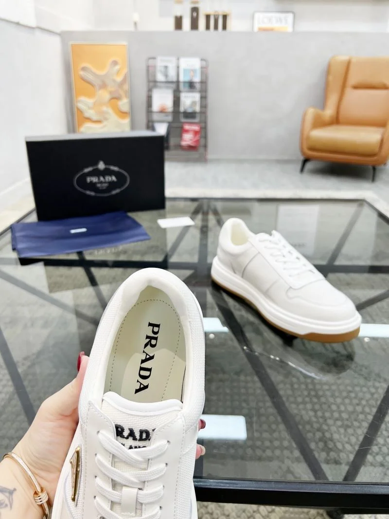 Neat Prada Low Shoes 33980