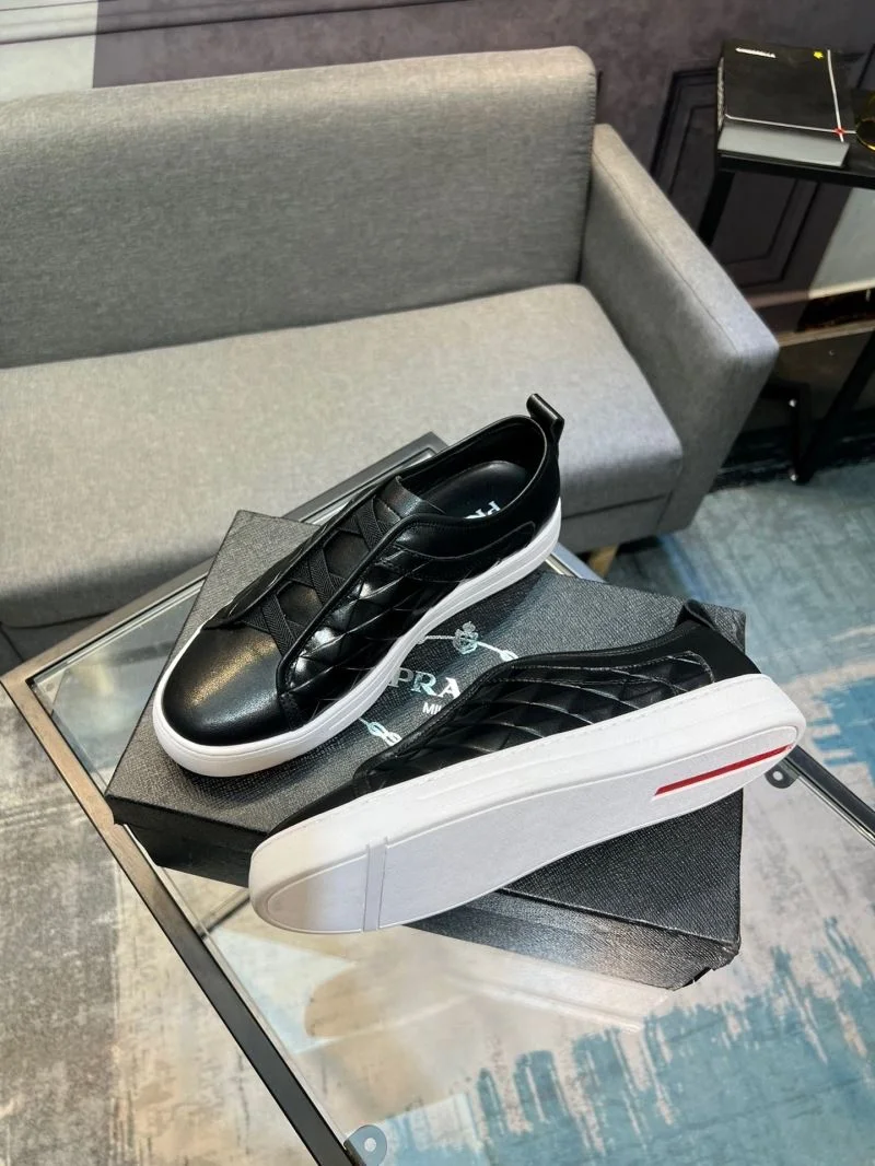 Unisex Prada Low Shoes 33968