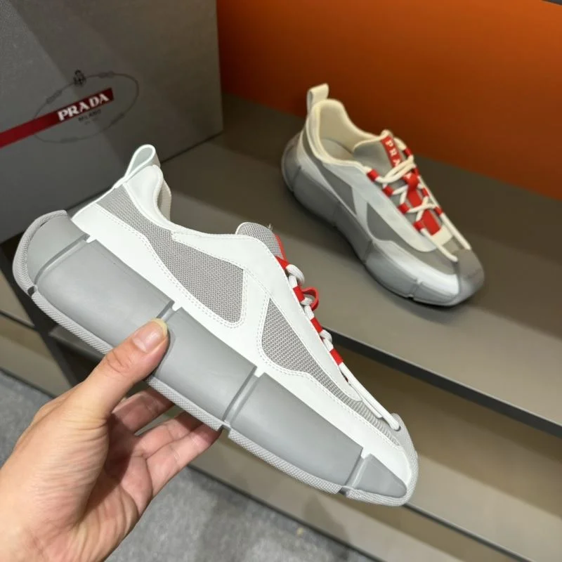 Prada Low Shoes UrbanStyle 33963