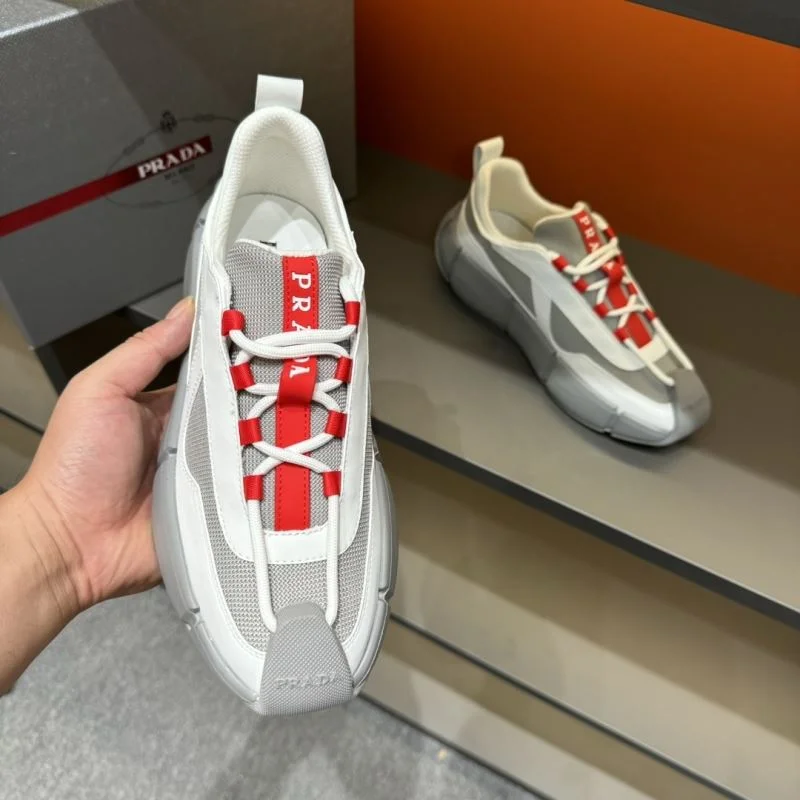 Prada Low Shoes UrbanStyle 33963