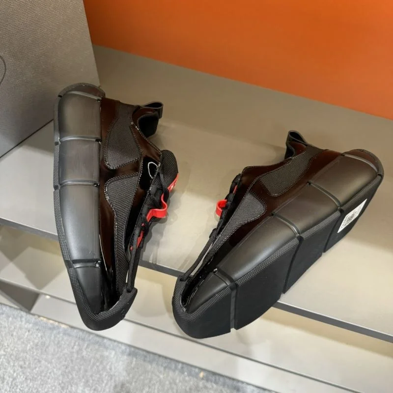 Prada Low Shoes Functional 33947