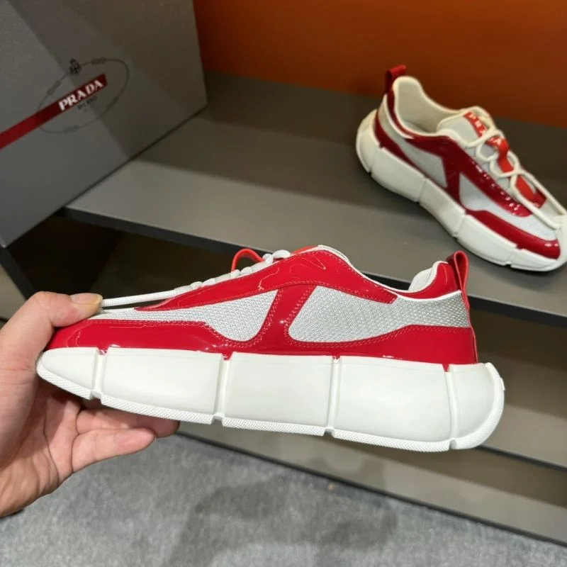 Prada Low Shoes RelaxedFit 33945