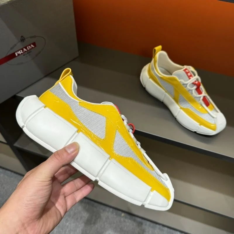 Prada Low Shoes Stylish 33948