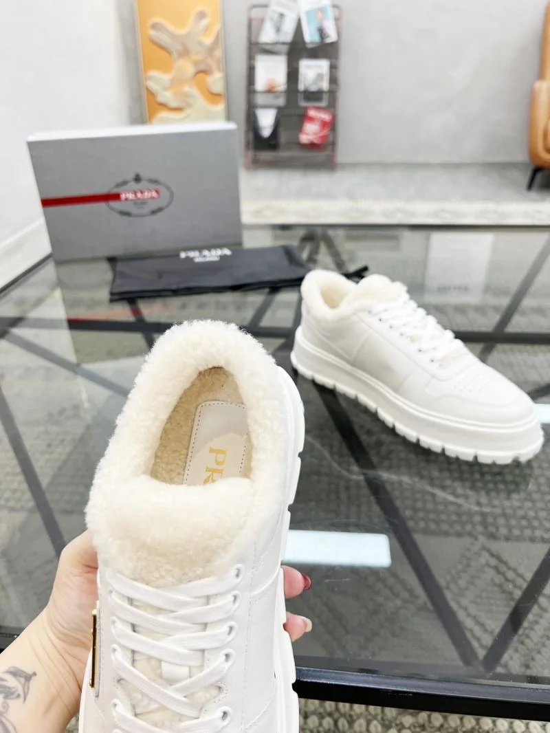Prada Low Shoes NewStyle 33937