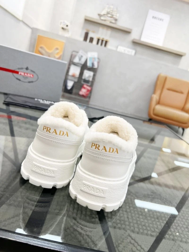 Prada Low Shoes NewStyle 33937