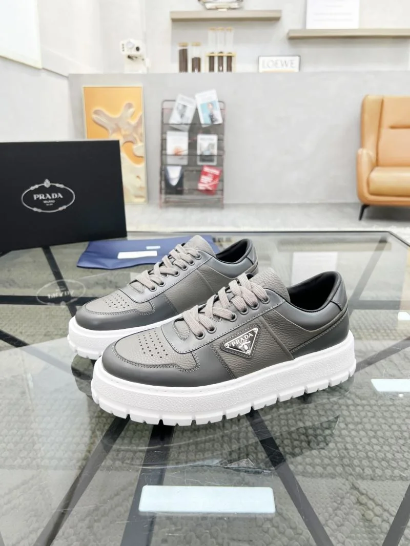 FlexibleFit Prada Low Shoes 33915