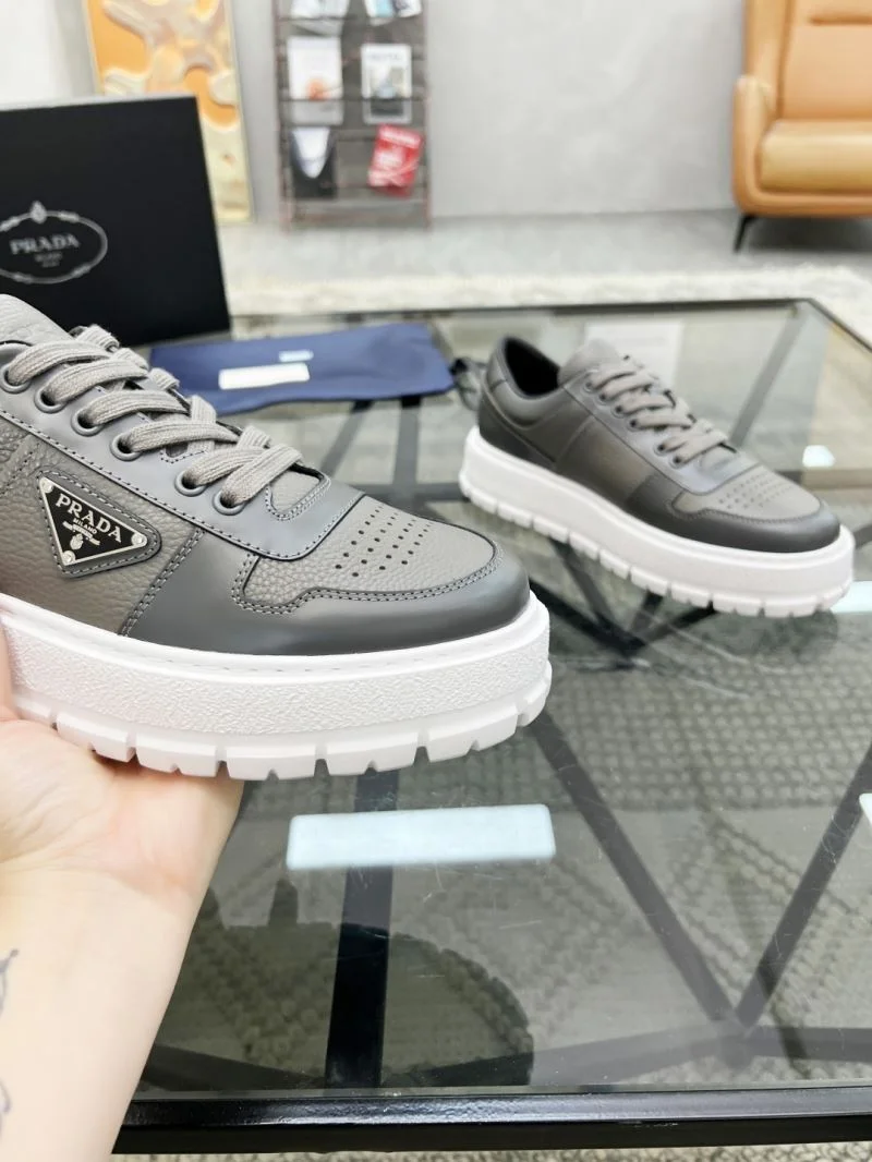 FlexibleFit Prada Low Shoes 33915