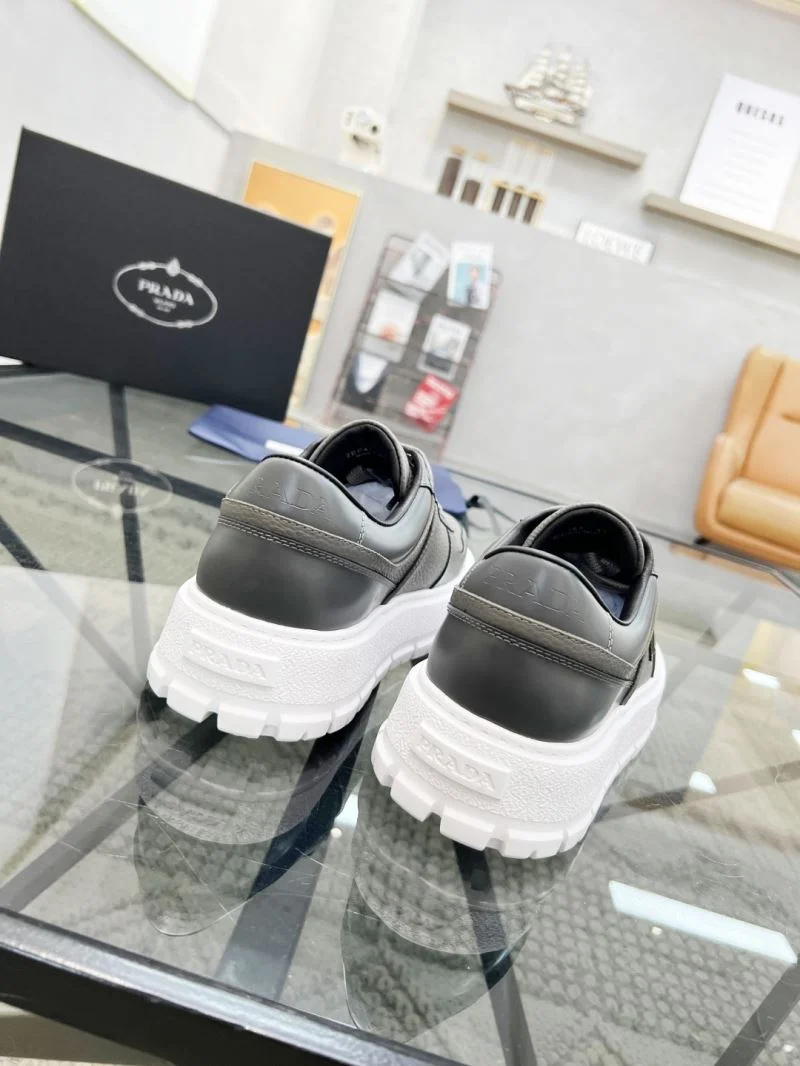 FlexibleFit Prada Low Shoes 33915