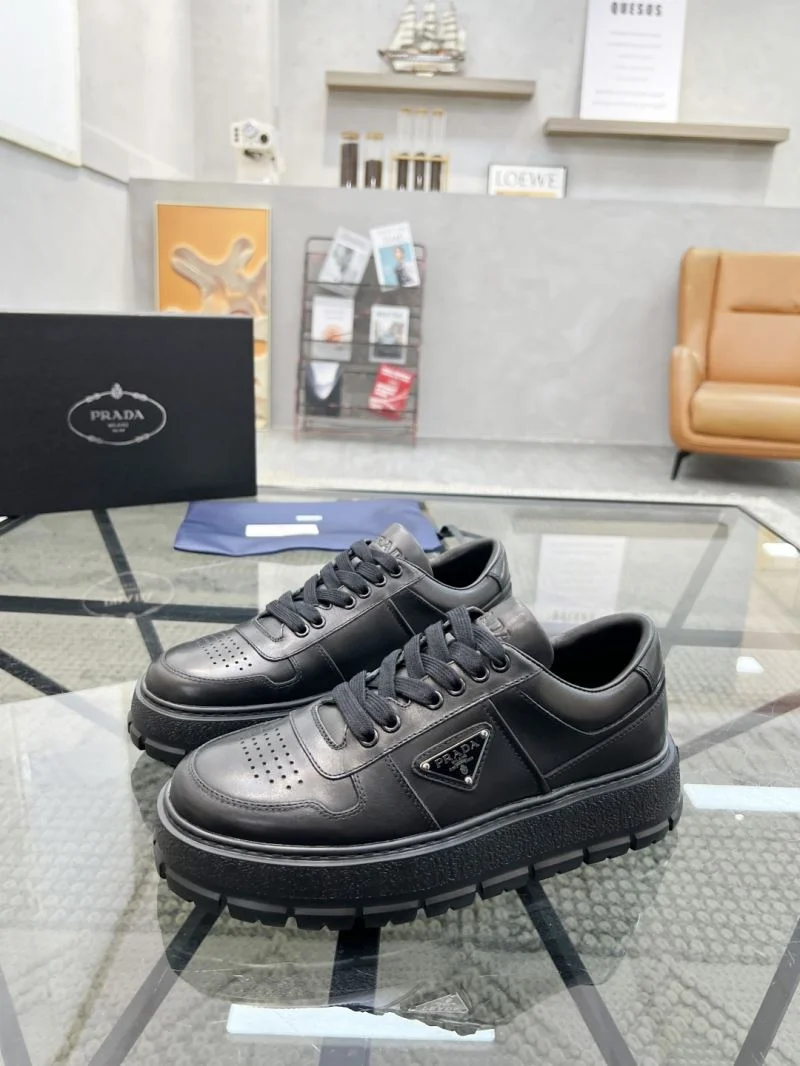 Cozy Prada Low Shoes 33932