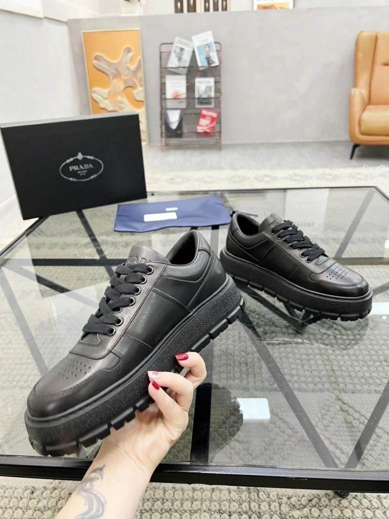 Cozy Prada Low Shoes 33932