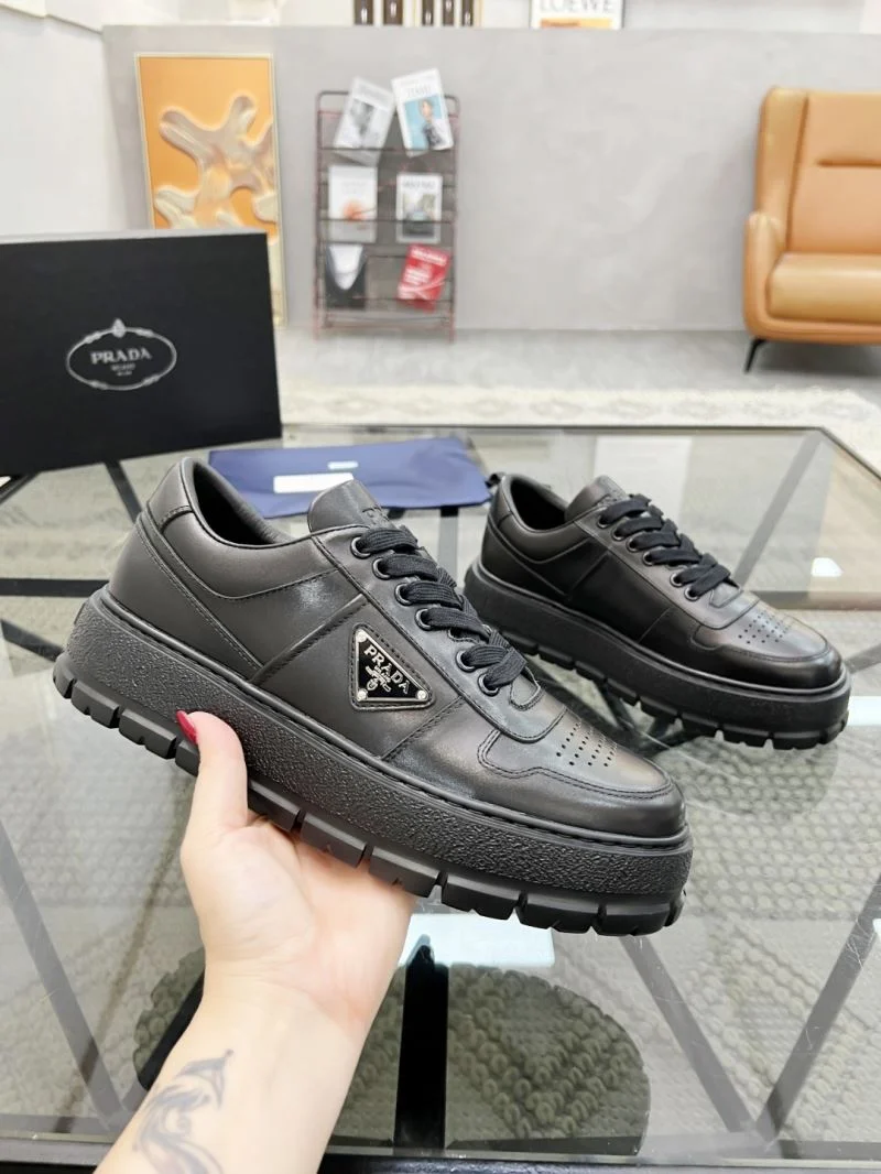 Cozy Prada Low Shoes 33932