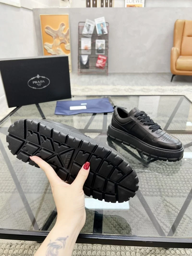 Cozy Prada Low Shoes 33932