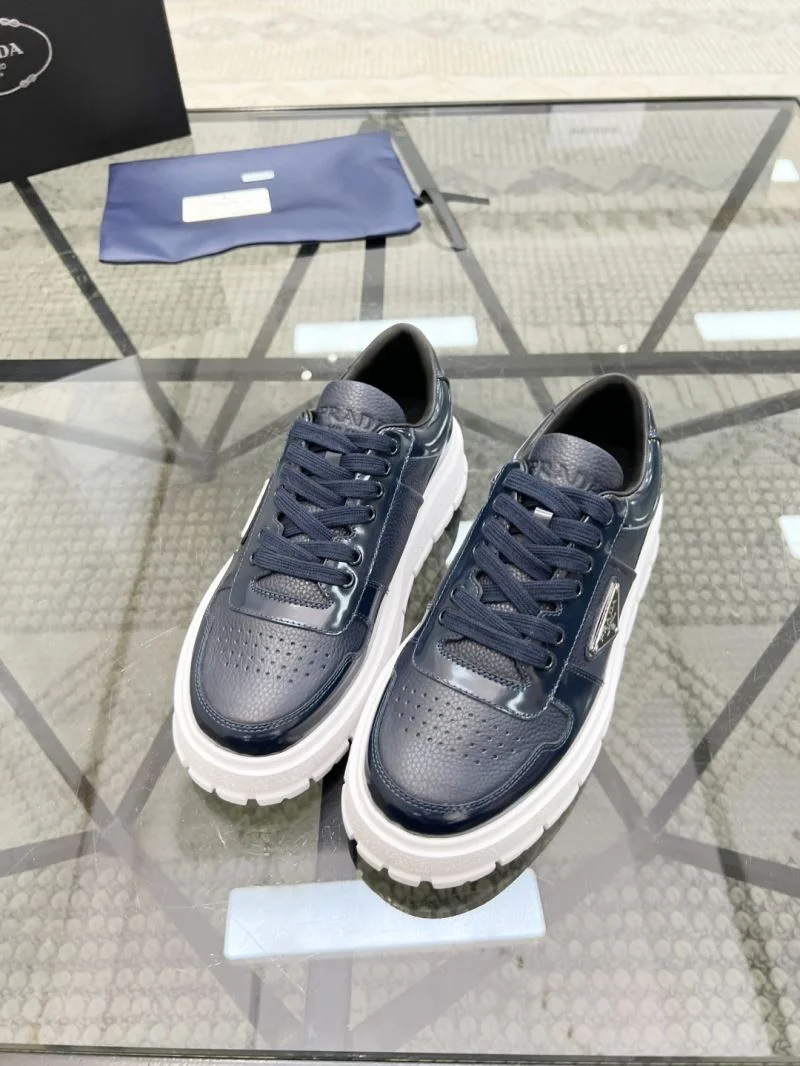 Prada Low Shoes HighQuality 33925