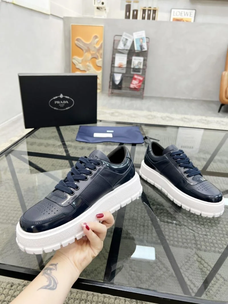 Prada Low Shoes HighQuality 33925