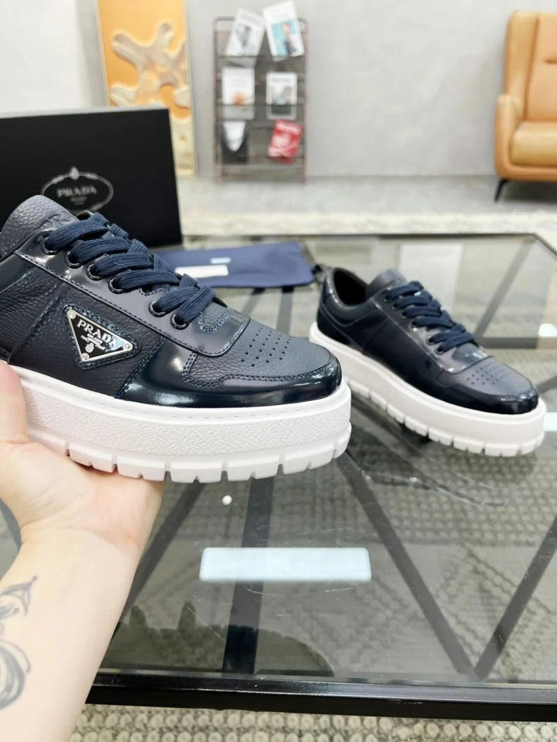 Prada Low Shoes HighQuality 33925