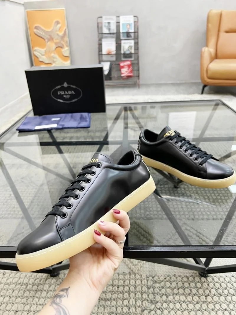 Prada Low Shoes WrinkleFree 33918
