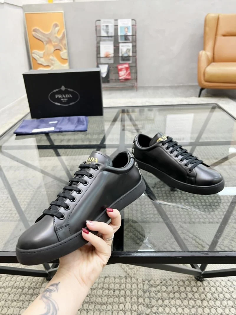 WrinkleFree Prada Low Shoes 33935